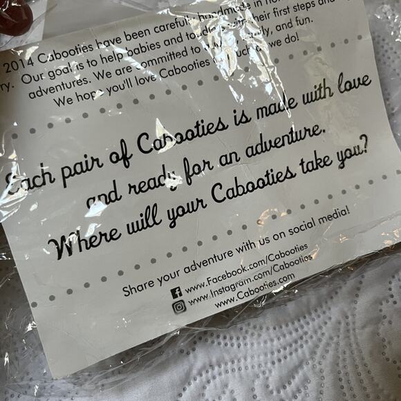 NWT Cabooties Handmade Baby Booties 0-6m - Picture 6 of 7